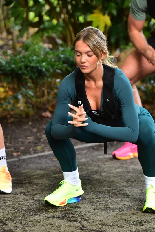 MOLLY SMIT at a Motivating Session at Her Run Club in Manchester 09/16/2024