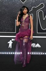 MUNI LONG at 2024 MTV Video Music Awards in New York 09/11/2024