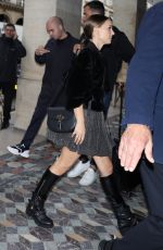 NATALIE PORTMAN Leaves Dior Show at Paris Fashion Week 09/24/2024