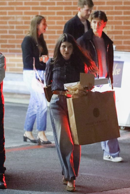 OLIVIA JADE GIANNULLI Leaves Isabella Rose