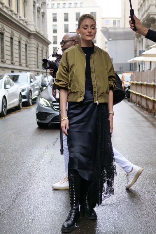 OLIVIA PALERMO Arrives at Del Core Fashion Show at Milan Fashion Week 09/18/2024