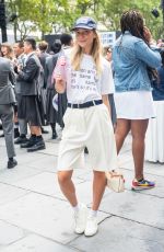 OLIVIA PONTON Out at Fashion For Our Future March in New York 09/06/2024