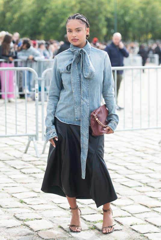 PAOLA LOCATELLI Arrives at Loewe Show at Paris Fashion Week 09/27/2024