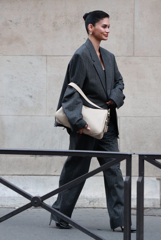 PIA WURTZBACH Out and About in Paris 09/23/2024