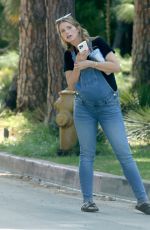 Pregnant KATHERINE SCHWARZENEGGER Out in Los Angeles 09/12/2024