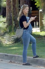 Pregnant KATHERINE SCHWARZENEGGER Out in Los Angeles 09/12/2024
