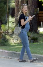 Pregnant KATHERINE SCHWARZENEGGER Out in Los Angeles 09/12/2024