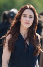 RACHEL BROSNAHAN Arrives at Loewe Show at Paris Fashion Week 09/27/2024