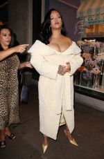 RIHANNA Arrives at Selfridges for an Fenty Event in London 09/16/2024