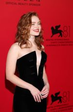 SADIE SINK at Armani Beauty Dinner Photocall at 81st Venice International Film Festival 08/31/2024