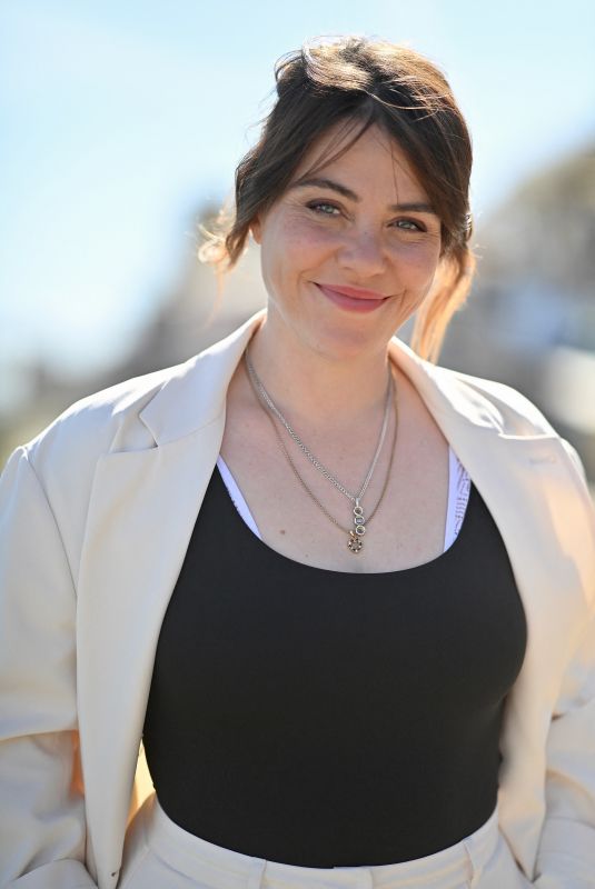 SOPHIE-MARIS LARROUY at Des Gens Bien Ordinaires Photocall at 26th La Rochelle Fiction Festival 09/13/2024