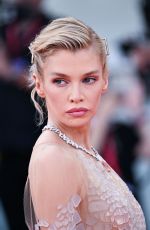 STELLA MAXWELL at Campo Di Battaglia Premiere at 81st Venice International Film Festival 08/31/2024