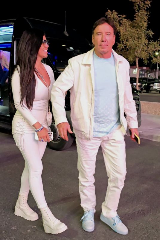 SUELYN MEDEIROS Arrives for an NFL Game in Las Vegas 09/22/2024