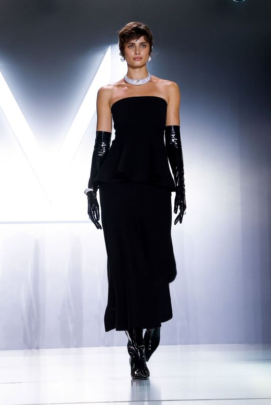 TAYLOR HILL Walks Runway at Messika RTW Fashion Show at Paris Fashion Week 09/26/2024