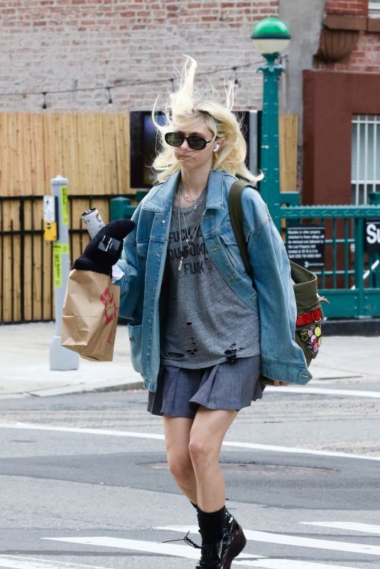 TAYLOR MOMSEN Out and About in New York 09/18/2024