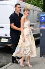 TAYLOR SWIFT and Travis Kelce Arrives at Electric Lady Studios in New York 09/07/2024