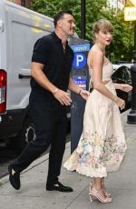 TAYLOR SWIFT and Travis Kelce Arrives at Electric Lady Studios in New York 09/07/2024