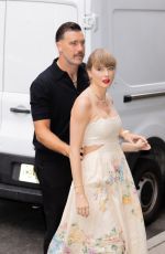 TAYLOR SWIFT and Travis Kelce Arrives at Electric Lady Studios in New York 09/07/2024