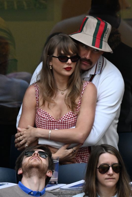 TAYLOR SWIFT and Travis Kelce at US Open Tennis 09/08/2024