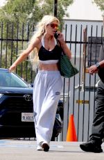 TORI SPELLING Arrives at DTWS Rehearsals in Los Angeles 09/18/2024