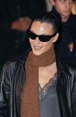 VITTORIA CERETTI Arrives at Schiaparelli Womenswear Spring-Summer 2025 Show in Paris 09/26/2024