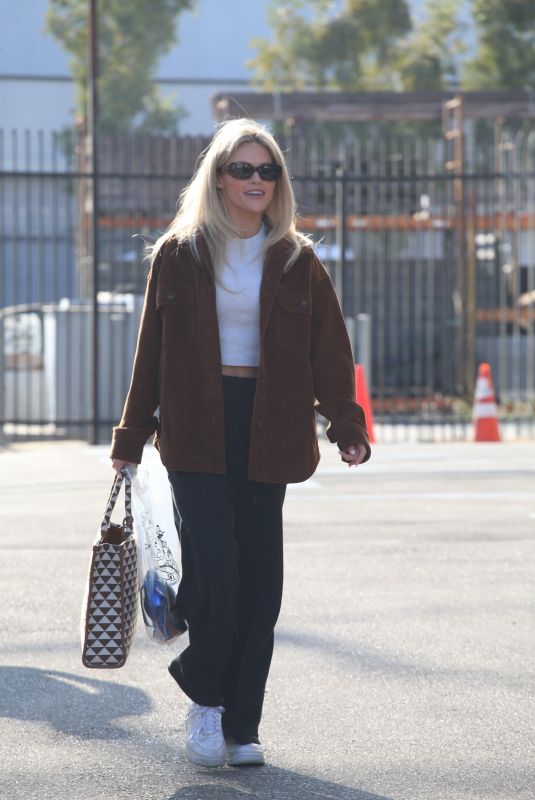 WITNEY CARSON Arrives at Dance Studio in Hollywood 09/15/2024