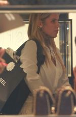 ZOE CRISTOFOLI Shopping at Chanel Store in Milan 09/02/2024