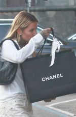 ZOE CRISTOFOLI Shopping at Chanel Store in Milan 09/02/2024
