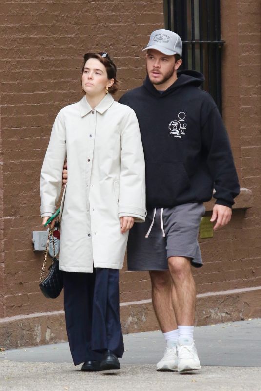 ZOEY DEUTCH and Jimmy Tatro Out for Lunch in West Village 09/23/2024