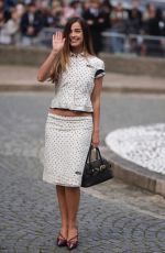 ADDISON RAE Out at Paris Fashion Week 10/01/2024