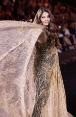 AISHAWARYA RAI at Le Defile L