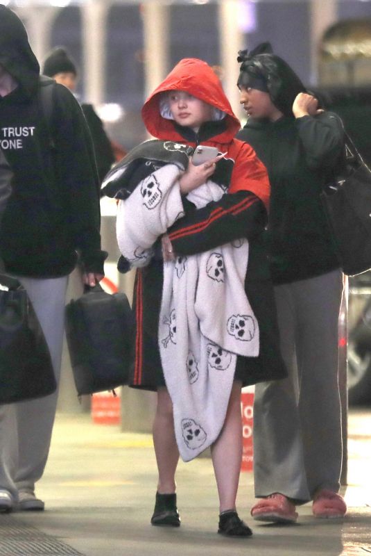 ALABAMA BARKER Arrives at LAX Airport 10/02/2024
