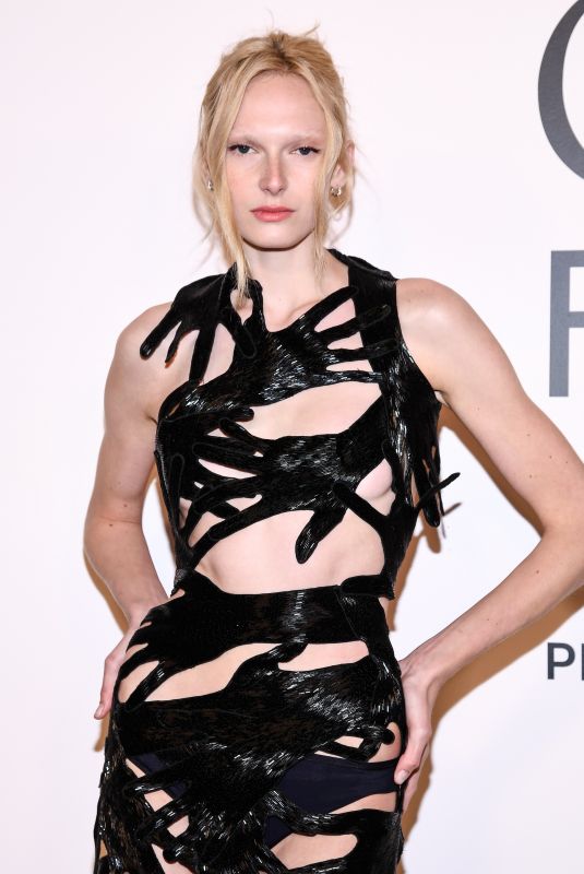 ALEX CONSANI at CFDA Fashion Awards at American Museum of Natural History in New York 10/28/2024