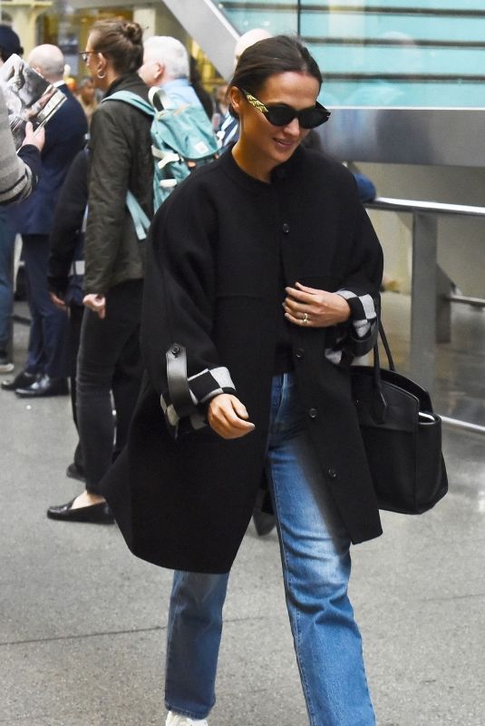ALICIA VIKANDER Arrives at London