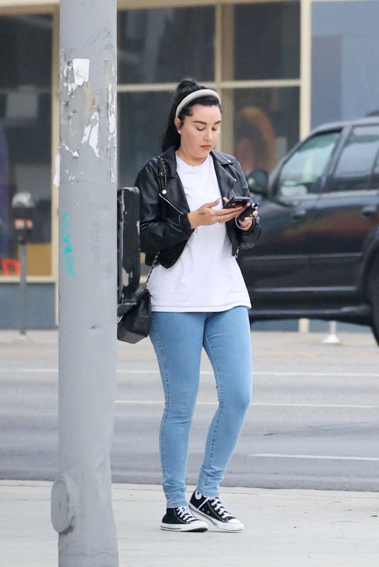 AMANDA BYNES Out in Los Angeles 10/10/2024