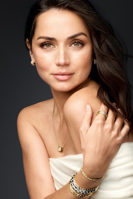 ANA DE ARMAS - Le Damier De Louis Vuitton Fine Jewelry Collection, October 2024
