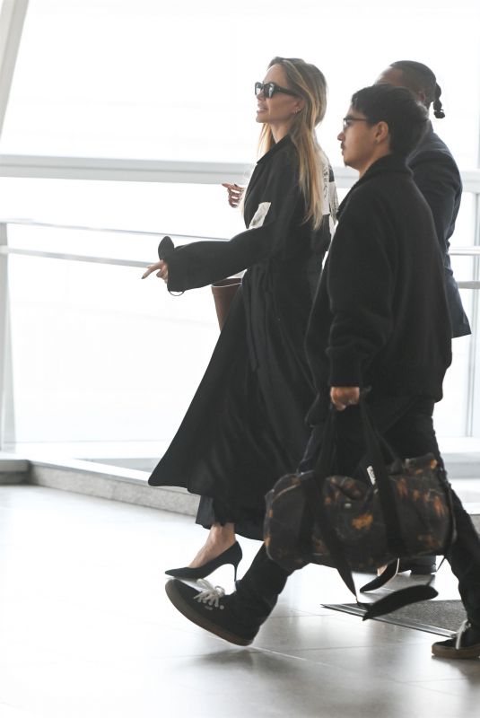 ANGELINA JOLIE Arrives at JFK Airport in New York 10/03/2024