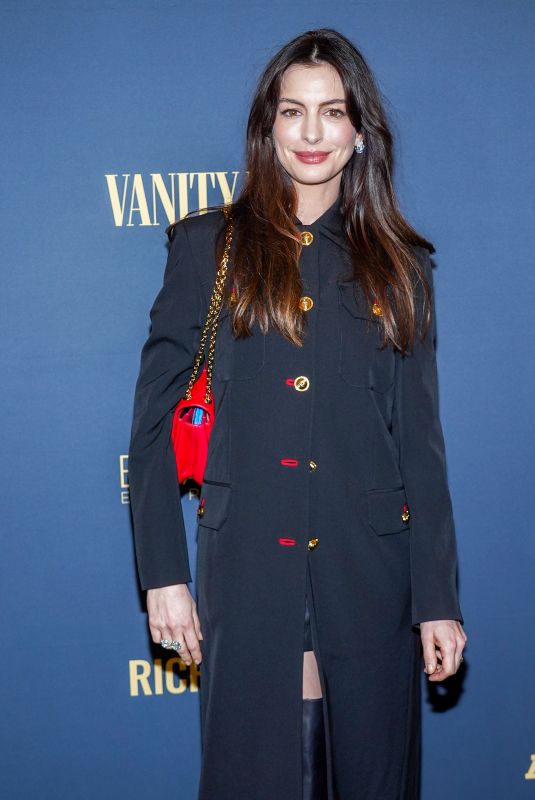 ANNE HATHAWAY at The Apprentice Premiere in New York 10/08/2024