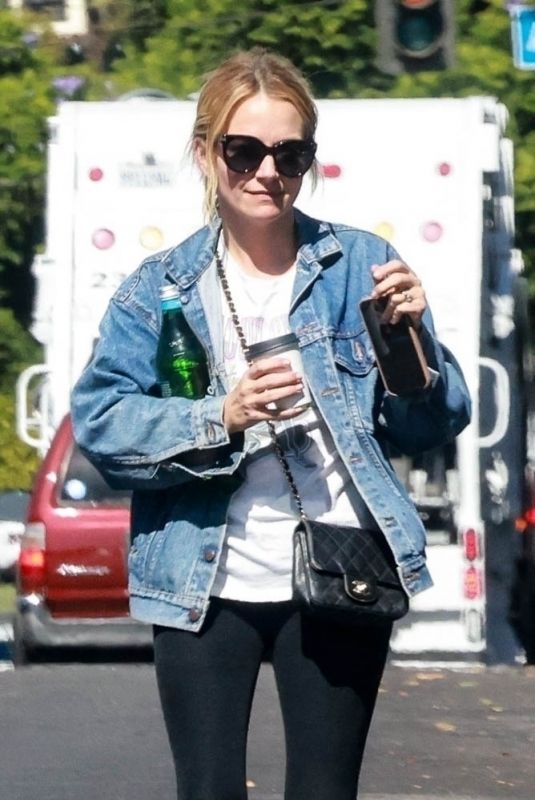 BECKI NEWTON Out Shopping in Los Feliz 10/18/2024