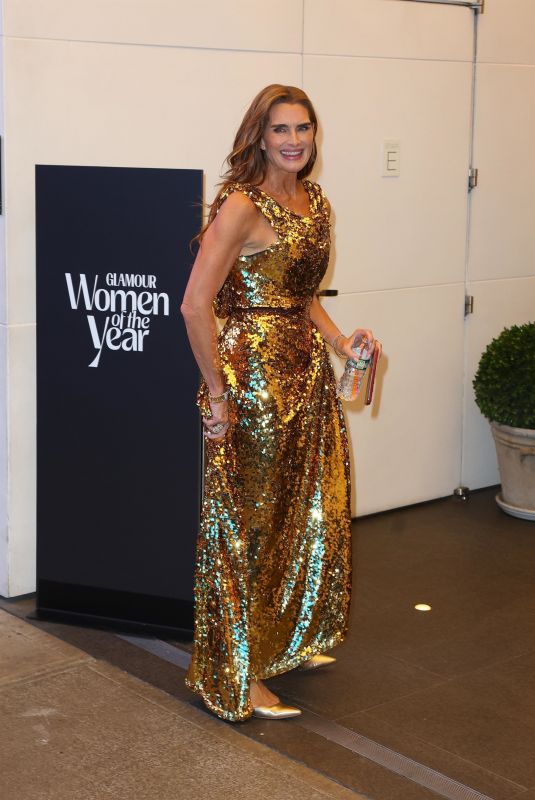 BROOKE SHIELDS Leaves Glamour Women of the Year in New York 10/08/2024