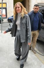 CHIARA FERRAGNI Leaves Lawyer
