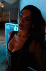DUA LIPA - Austin City Limits Music Festival Photoshoot 10/05/2024