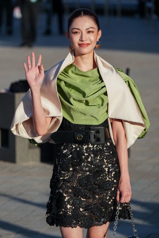 ELAINE ZHONG Arrives at Louis Vuitton Show at Paris Fashion Week 10/01/2024