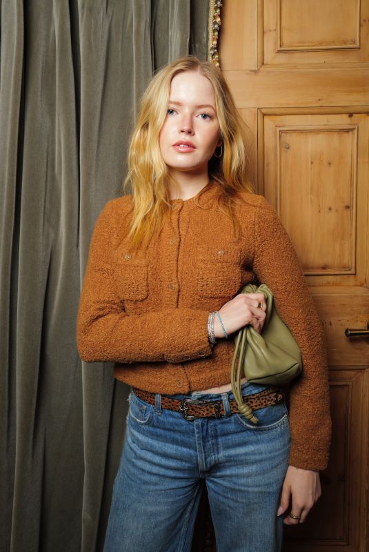 ELLIE BAMBER at Frieze London Breakfast at Maison Estelle in London 10/11/2024