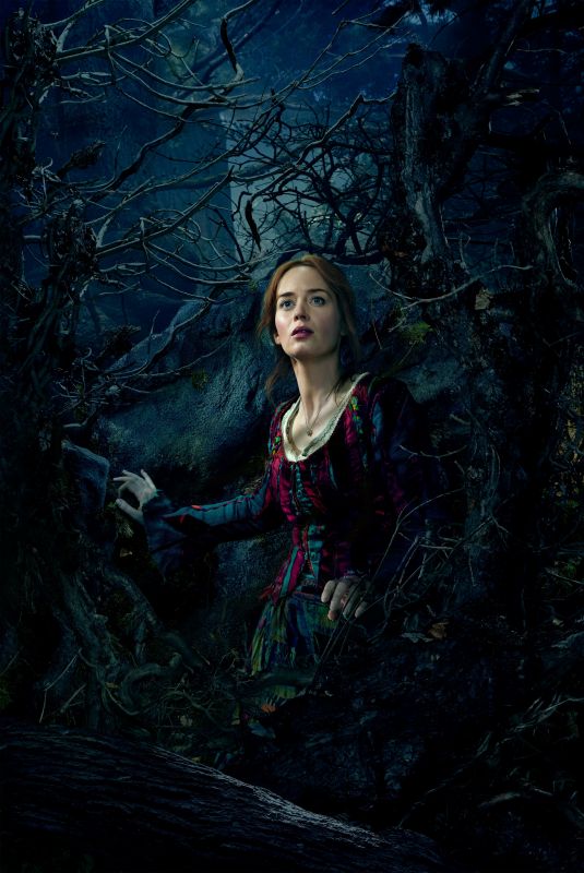 EMILY BLUNT - Into The Woods Prmos, 2014