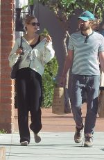 GIGI HADID and Bradley Cooper Out Shopping in Los Angeles 10/21/2024