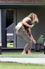 GISELE BUNDCHEN Arrives at Her New House in Miami 10/12/2024