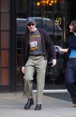 GRACIE ABRAMS Out After She Cancels Her Concert on Sunday in New York 10/07/2024