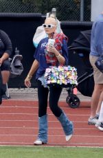 GWEN STEFANI at Her Son