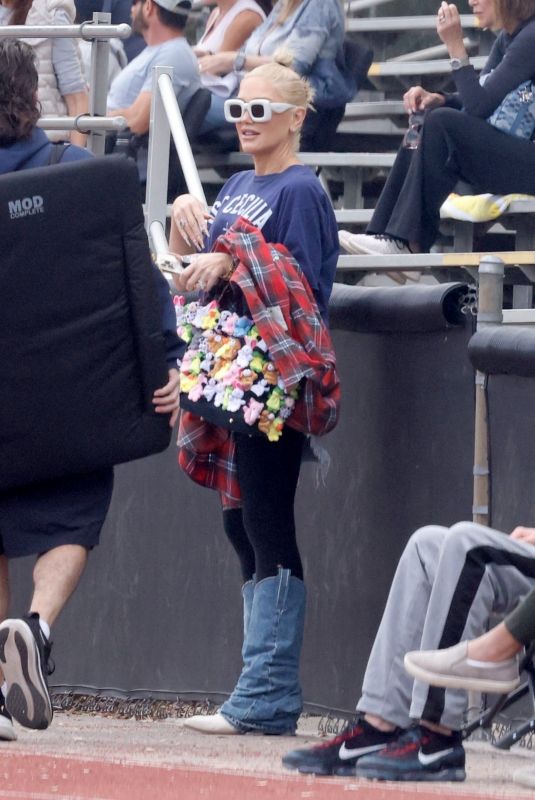 GWEN STEFANI at Her Son